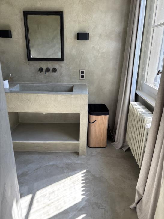 Badkamer in Mortex/Aqua Sensa