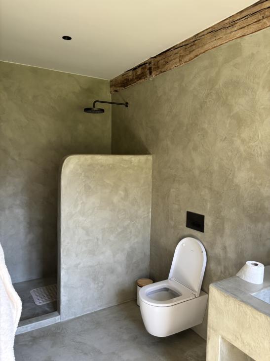 Badkamer in Mortex/Aqua Sensa